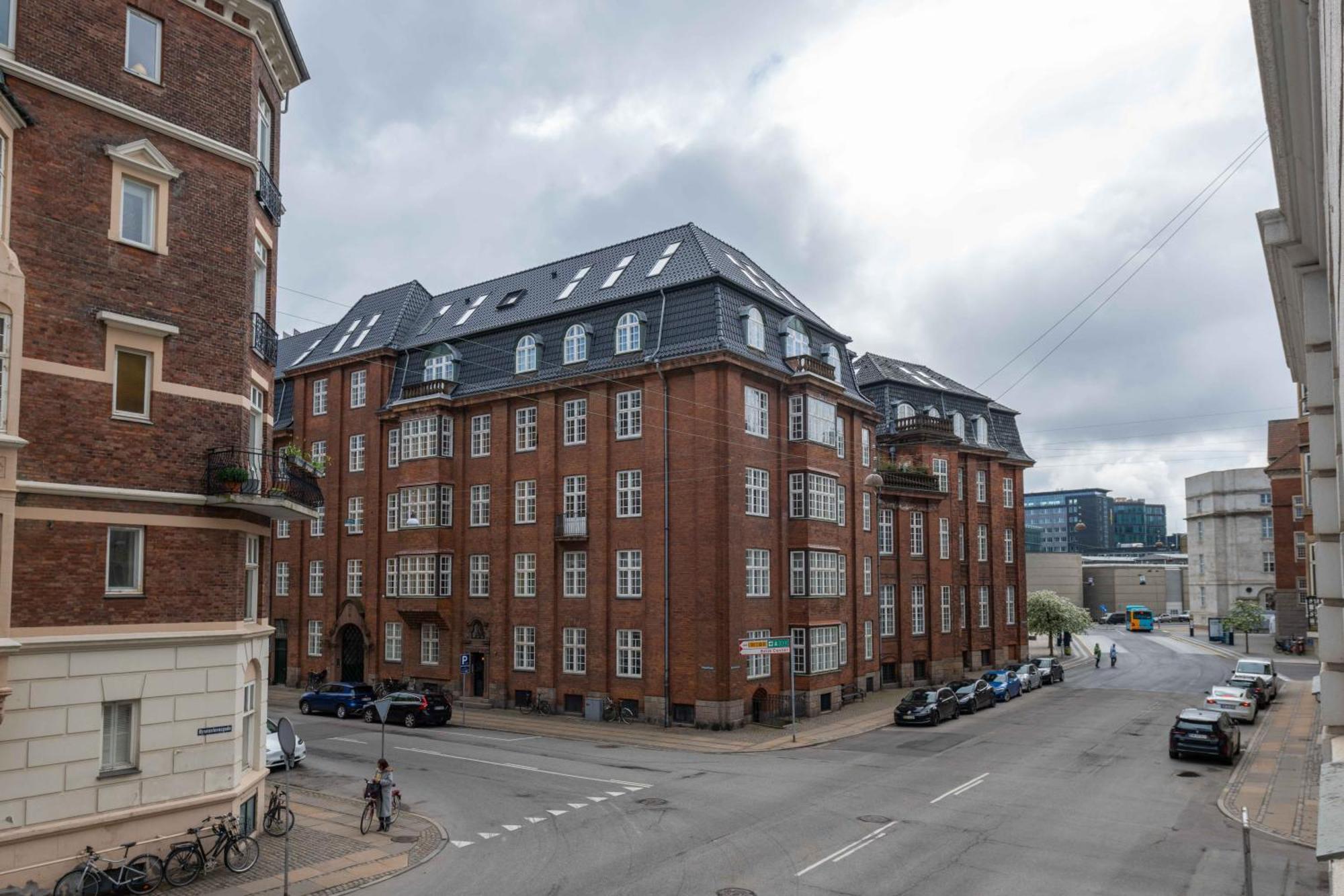 Large Apartment In Central Copenhagen By Tivoli Gardens المظهر الخارجي الصورة